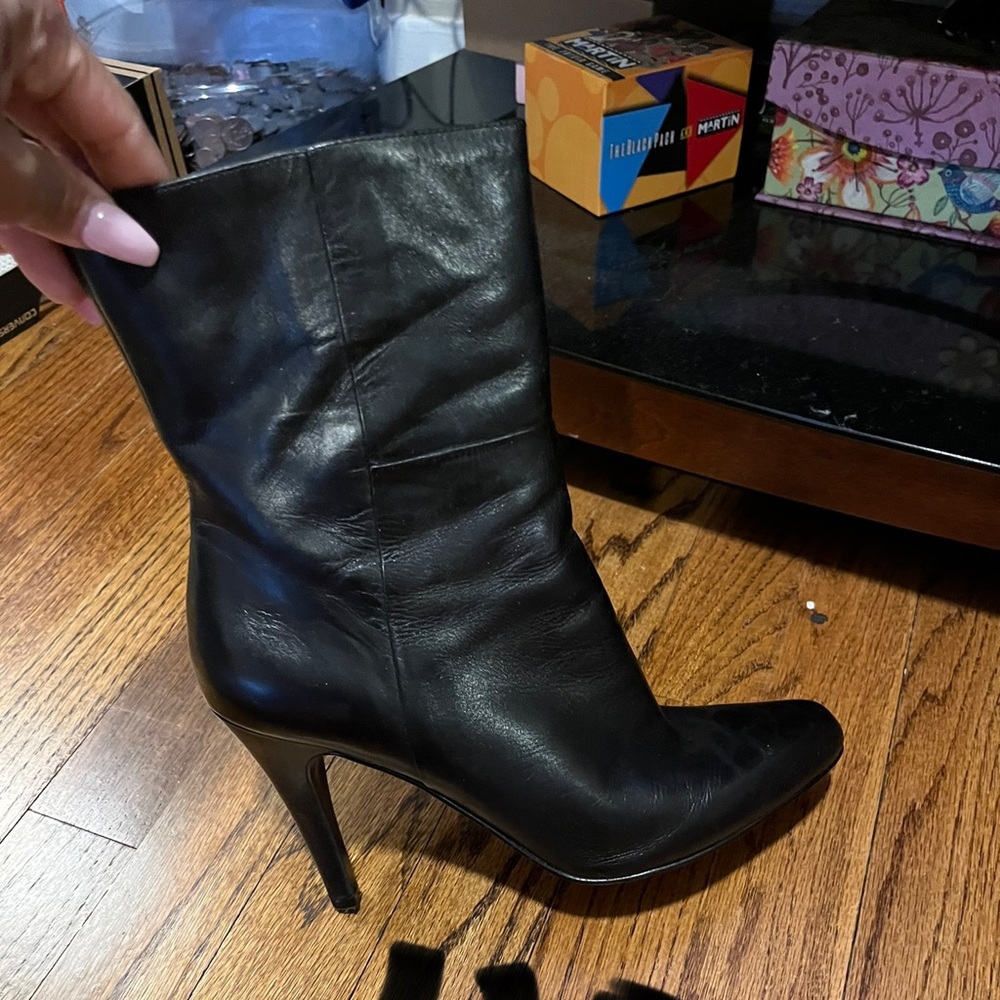 Woman's Nine West boots